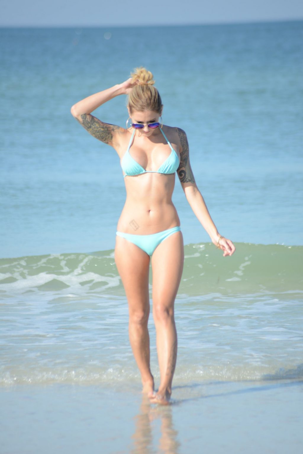 Reagan Lush Displays Her Sexy Body on the Beach (25 Photos)