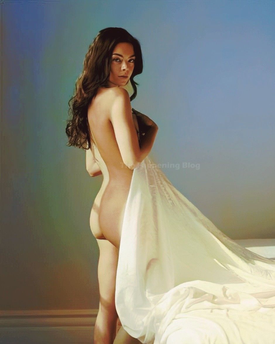 Scarlett Byrne Nude – Playboy USA (13 Colorized Photos)