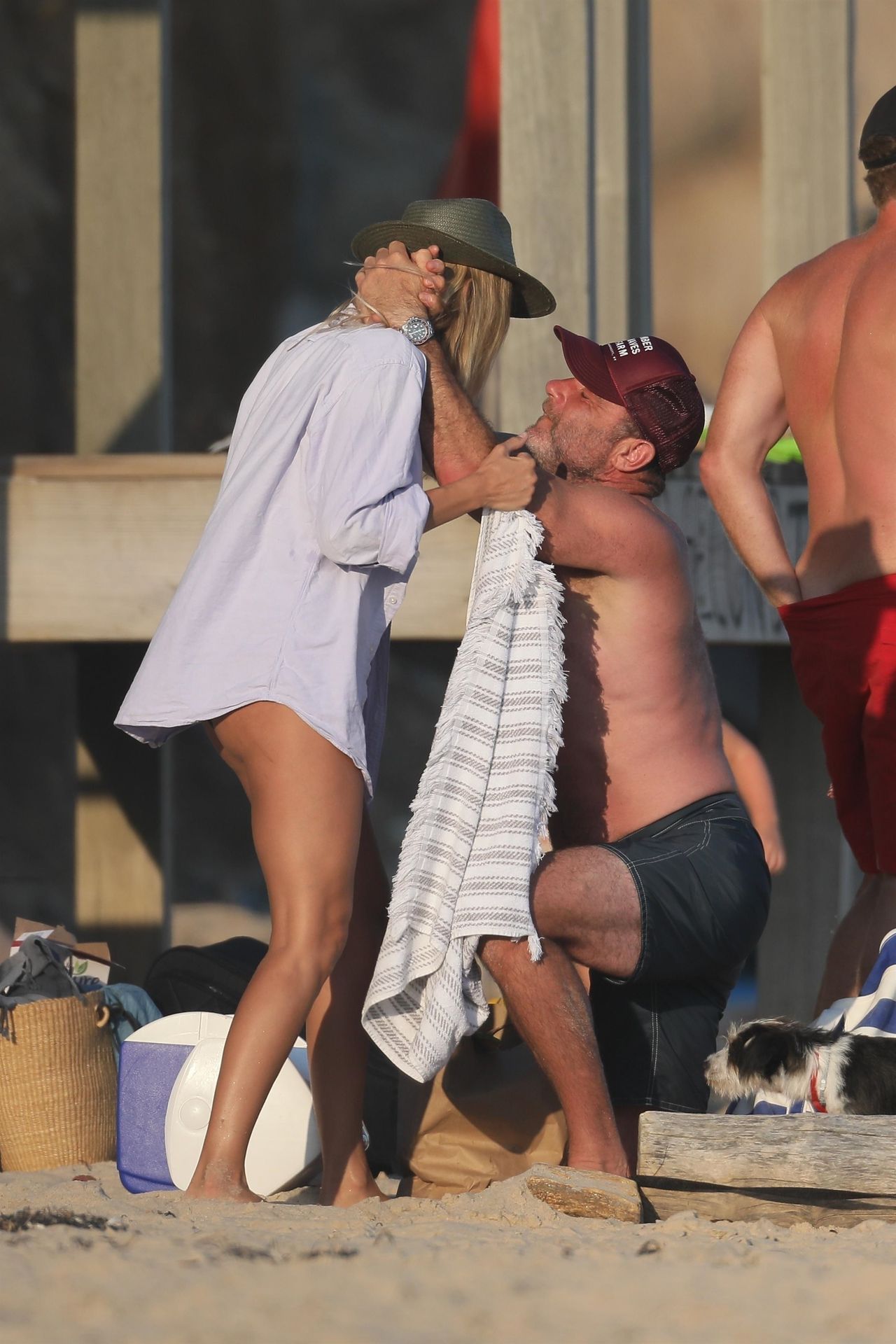 Taylor Neisen Enjoys Labor Day With Liev Schreiber In The Hamptons 15 Photos Thefappening 2137