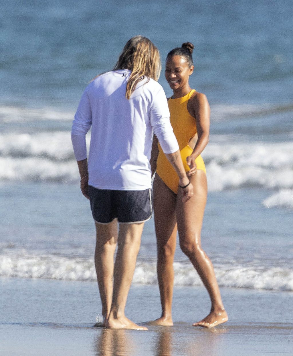 Zoe Saldana &amp; Marco Perego Hold Hands as They Go for a Swim (47 Photos)
