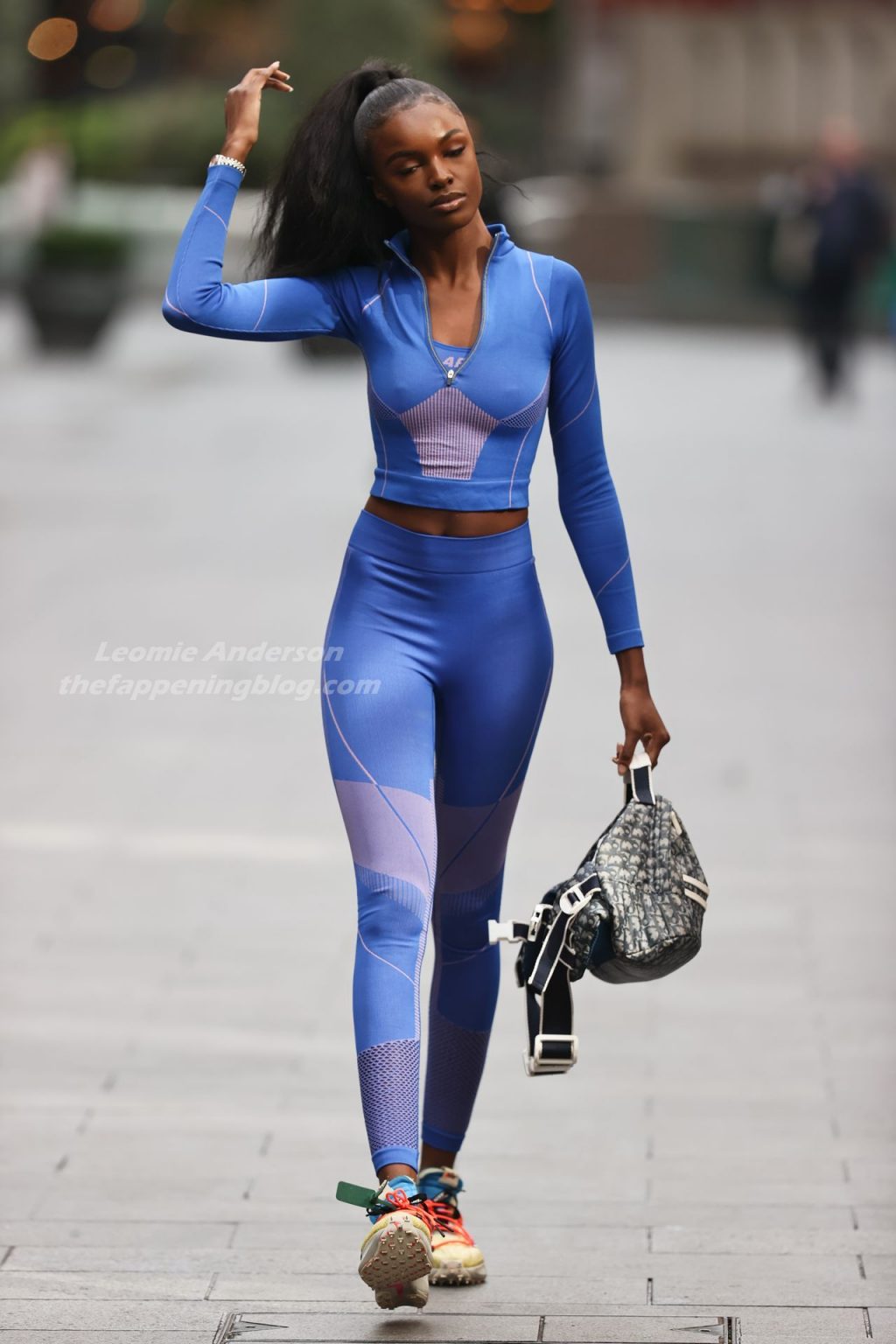 Sexy Leomie Anderson is Pictured Leaving the Global Studio (13 Photos)