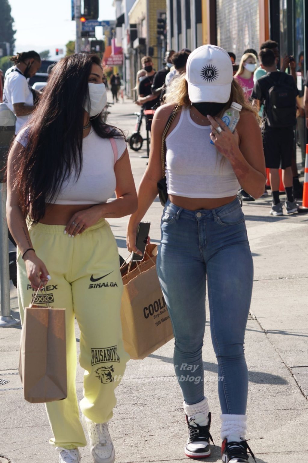 Sommer Ray Goes Sneaker Shopping at Cool Kicks in WeHo (23 Photos)
