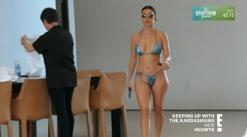 The Kardashian Clan Show Off Their Stunning Figures as They Hit Palm Springs on Latest Episode of KUWTK (27 Photos)