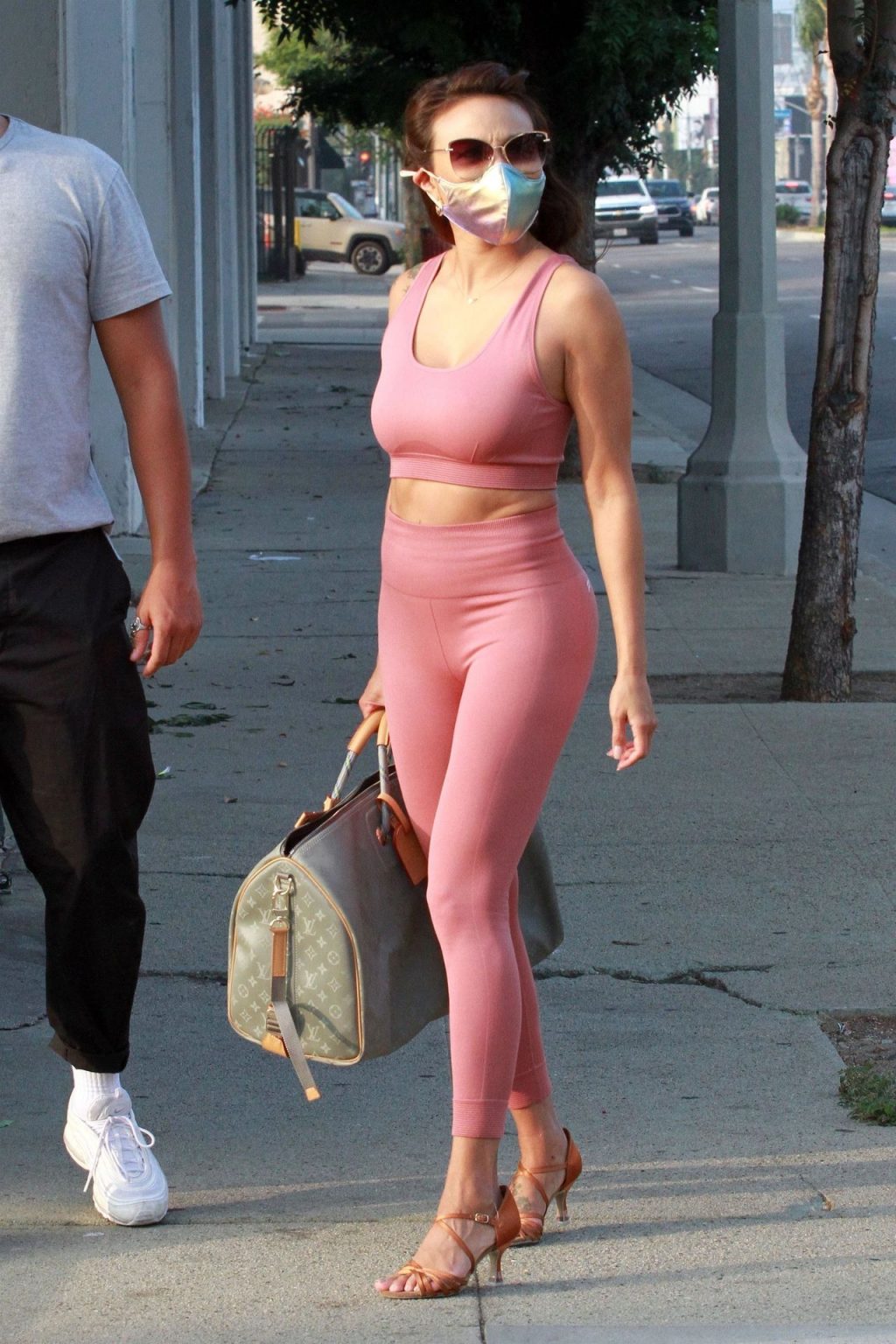 Jeannie Mai Shows Off Her Ass and Cameltoe as She Leaves the Dance Studio (26 Photos)
