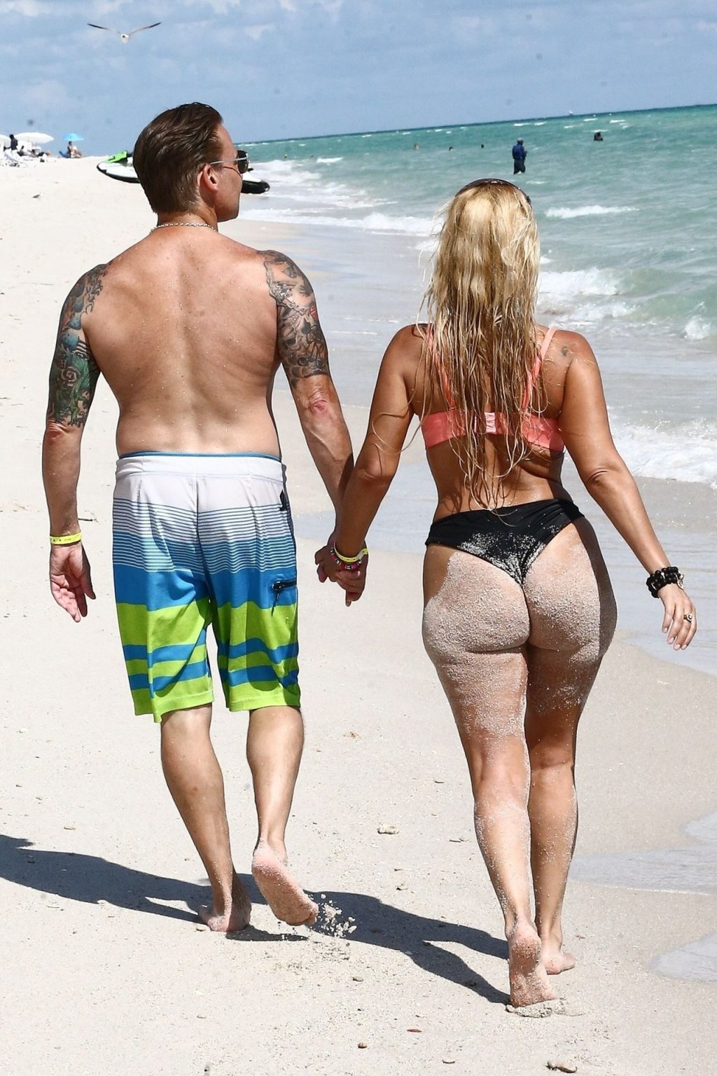 Marcela Iglesias Packs on the PDA with Her Boyfriend in Miami Beach (78 Photos)
