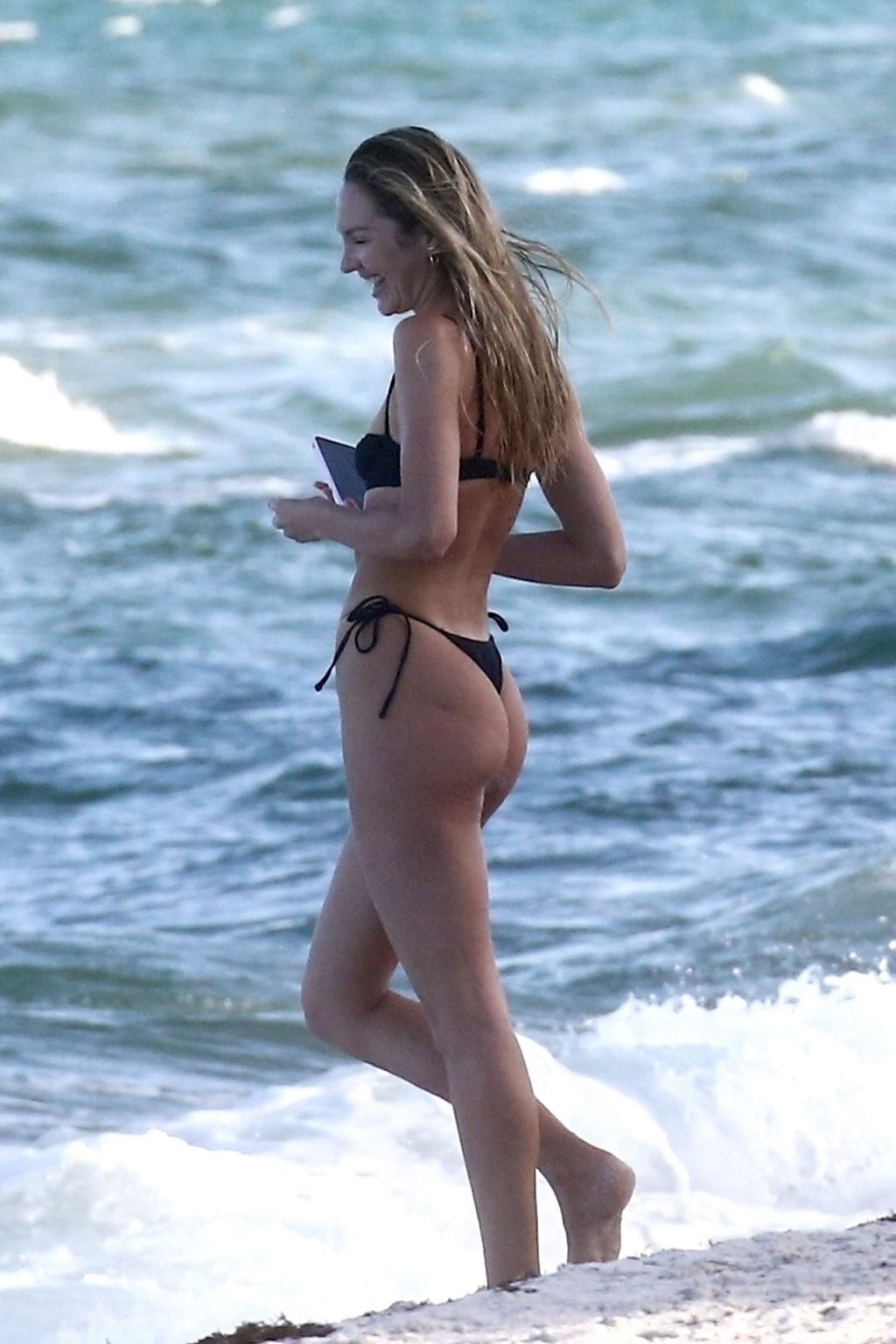 Leggy Candice Swanepoel Spends Quality Time on Miami Beach (74 Photos)