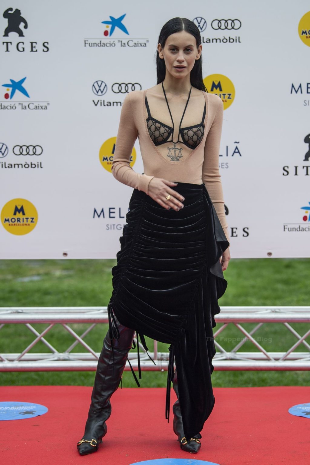 Milena Smith Shows Off Her Nude Tits at the Sitges Film Festival (11 Photos)