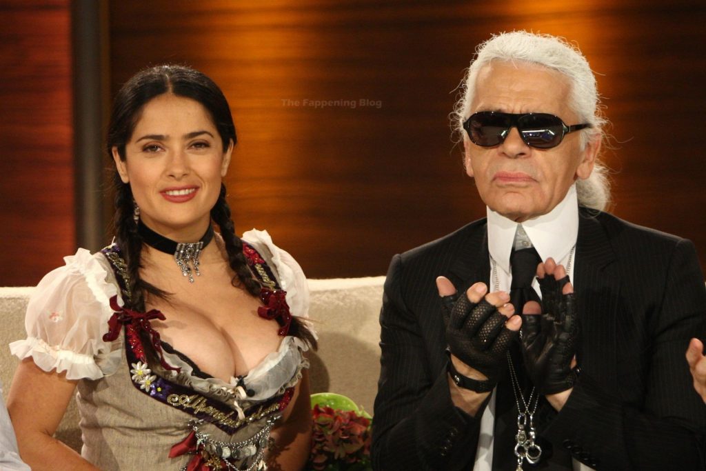 Salma Hayek Shows Off Her Tits in Germany (17 Photos)
