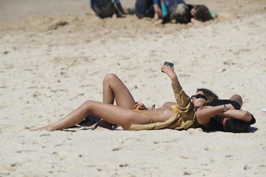 Georgia Fowler Shows Off Her Sexy Body on the Beach in Sydney (65 Photos)