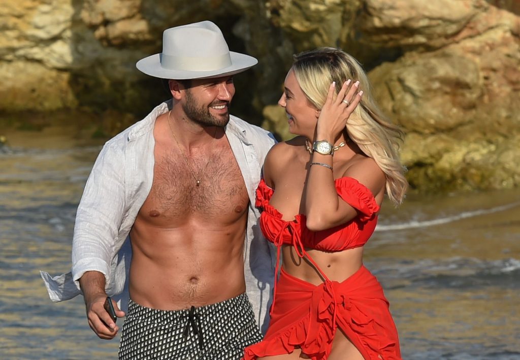 Amber Turner &amp; Dan Edgar Look Loved Up as They Walk Along the Beach in Turkey (16 Photos)