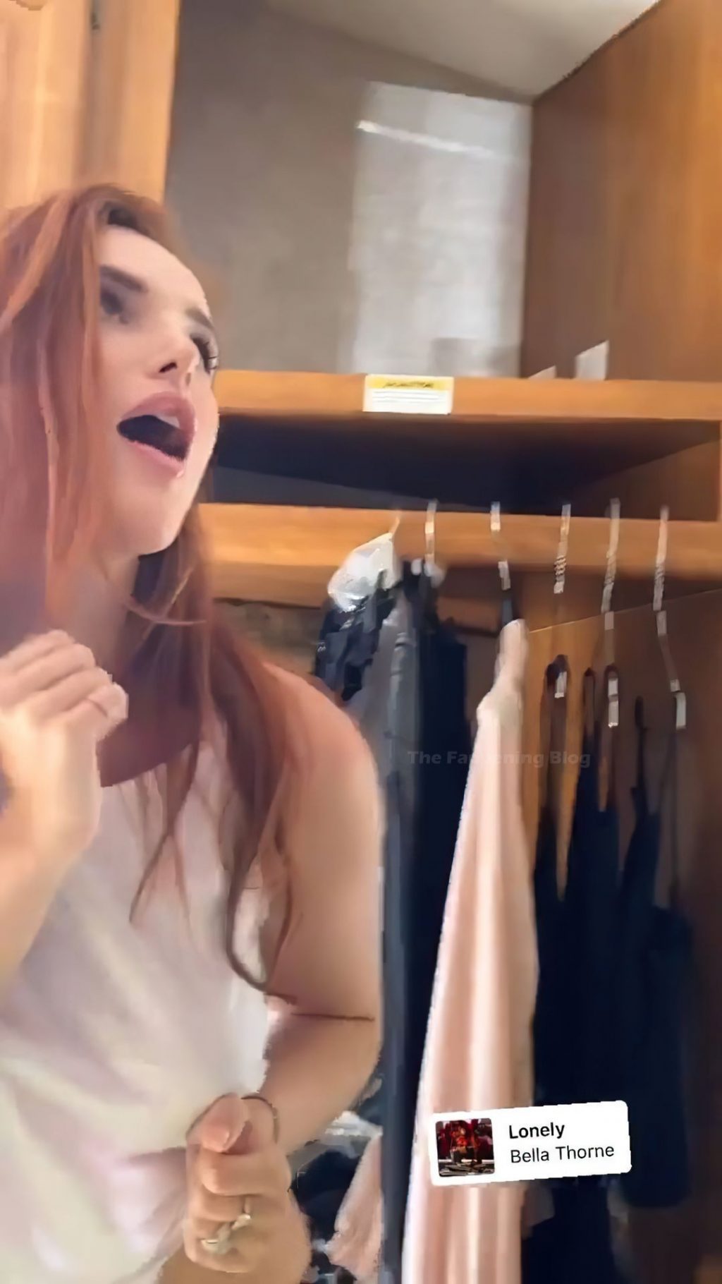Bella Thorne Shows Off Her Underboob (15 Photos + Video)