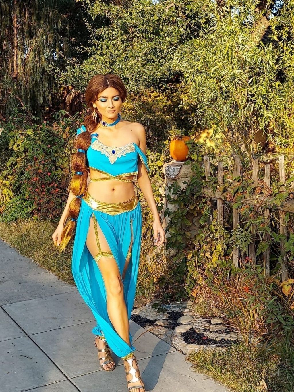 Blanca Blanco Goes as Princess Jasmine for Halloween (25 Photos)