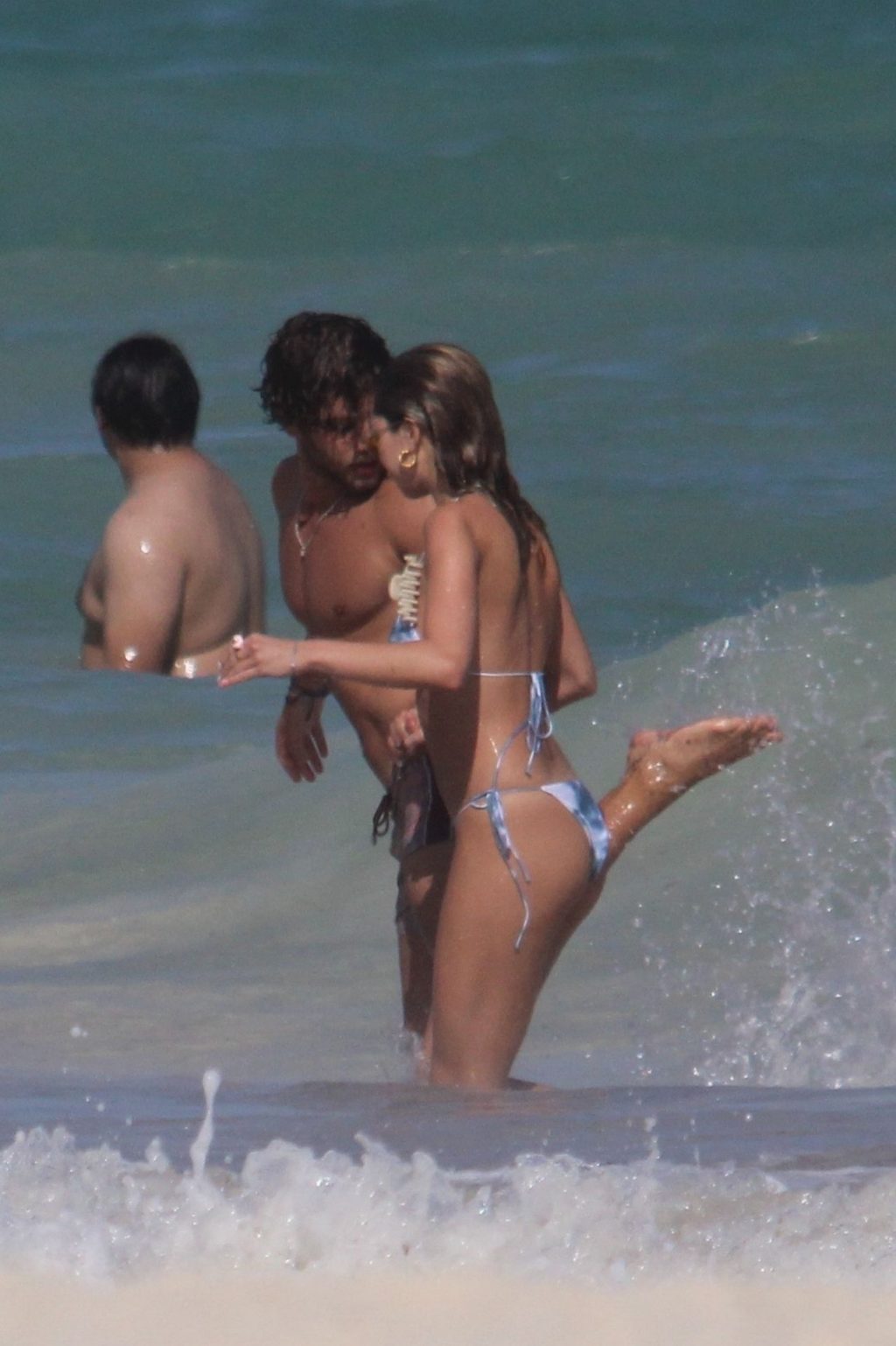 Delilah Hamlin Packs on the PDA with Eyal Booker on the Beach in Tulum (30 Photos)