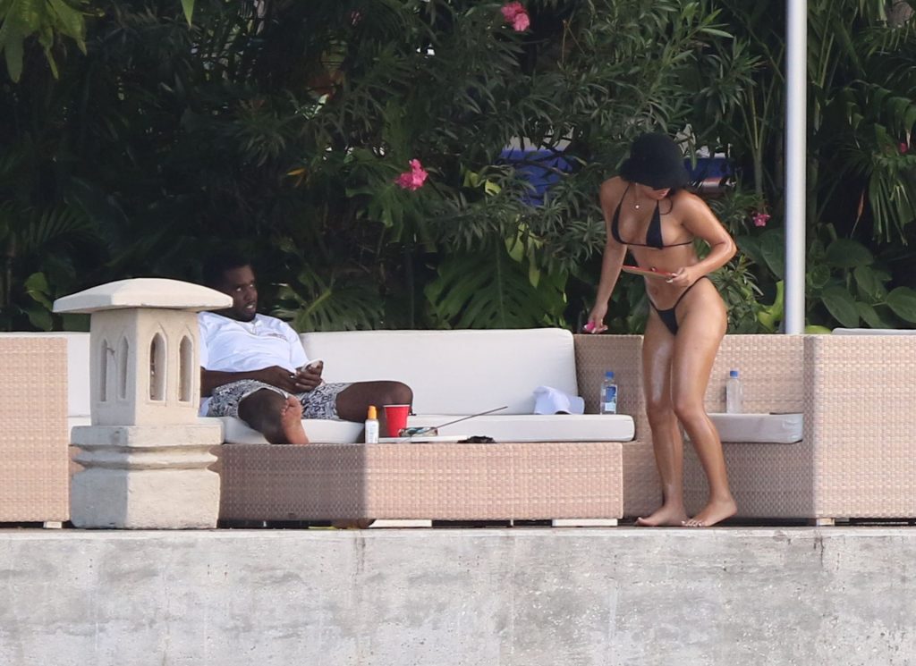 Diddy Hangs Out Back of His Miami Beach Mansion with Hot Bikini Chick (22 Photos)
