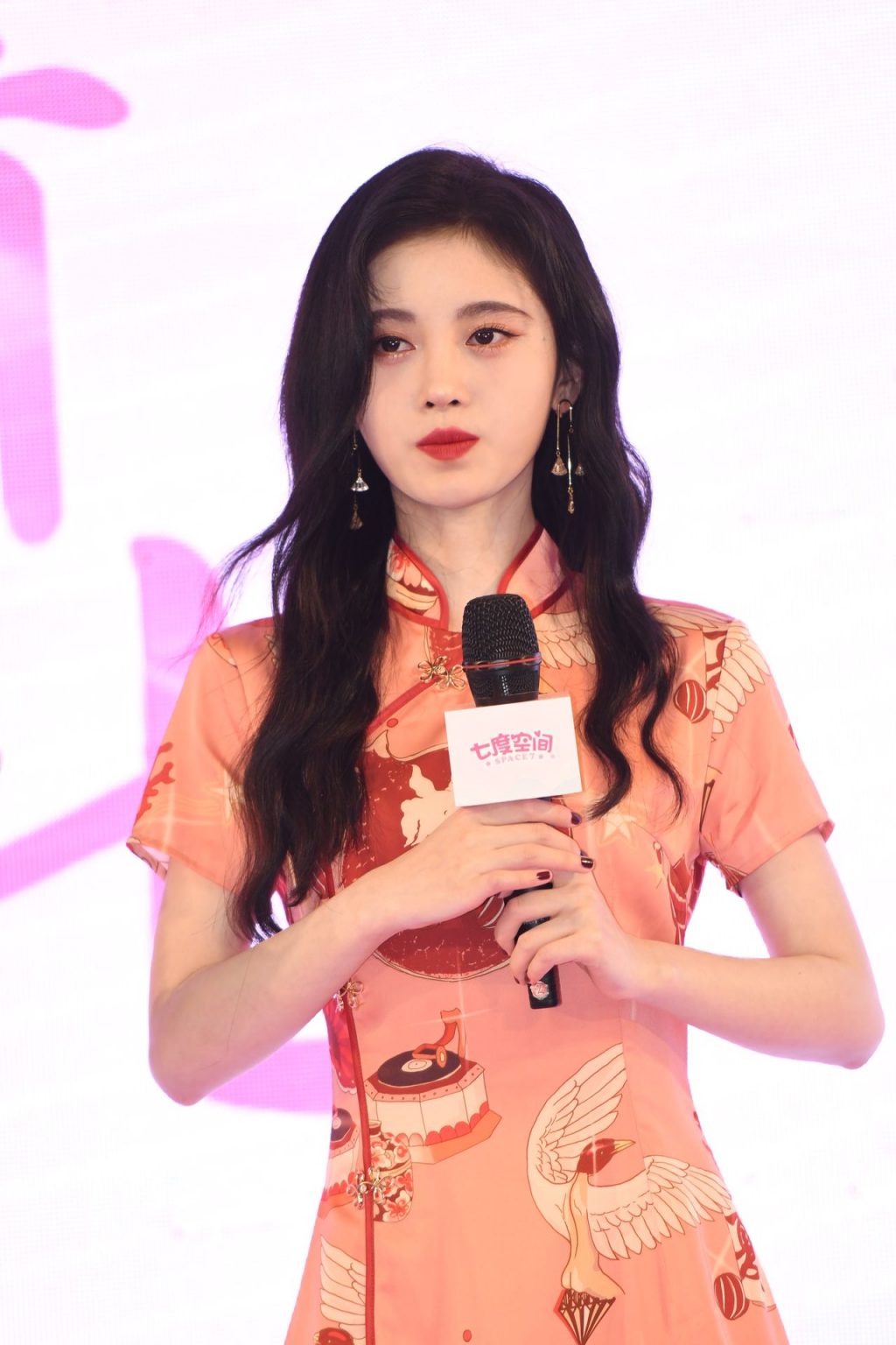 Ju Jingyi Displays Her Sexy Legs at the Event in Shanghai (75 Photos)