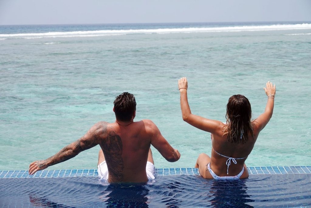 Katie Price Enjoys Her Romantic Holiday in the Maldives (8 Photos)