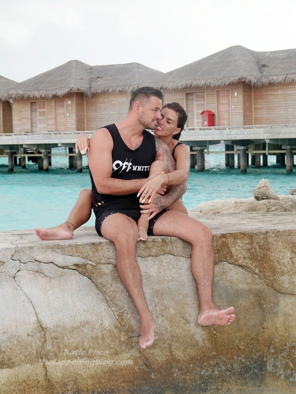 Katie Price &amp; Carl Woods Look During Their Romantic Holiday Getaway in the Maldives (46 Photos)