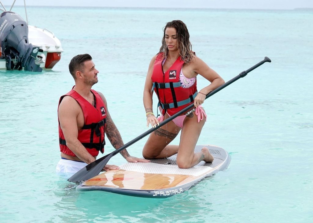 Katie Price is Pictured with Carl Woods Enjoying Their Romantic Holiday in the Maldives (77 Photos)