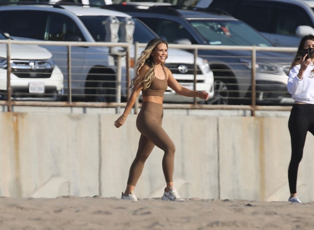 Katrina Hodgson is Spotted on a Photoshoot in LA (19 Photos)