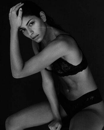 Manuela Alvarez Hernandez / wellllaaa Nude Leaks Photo 126