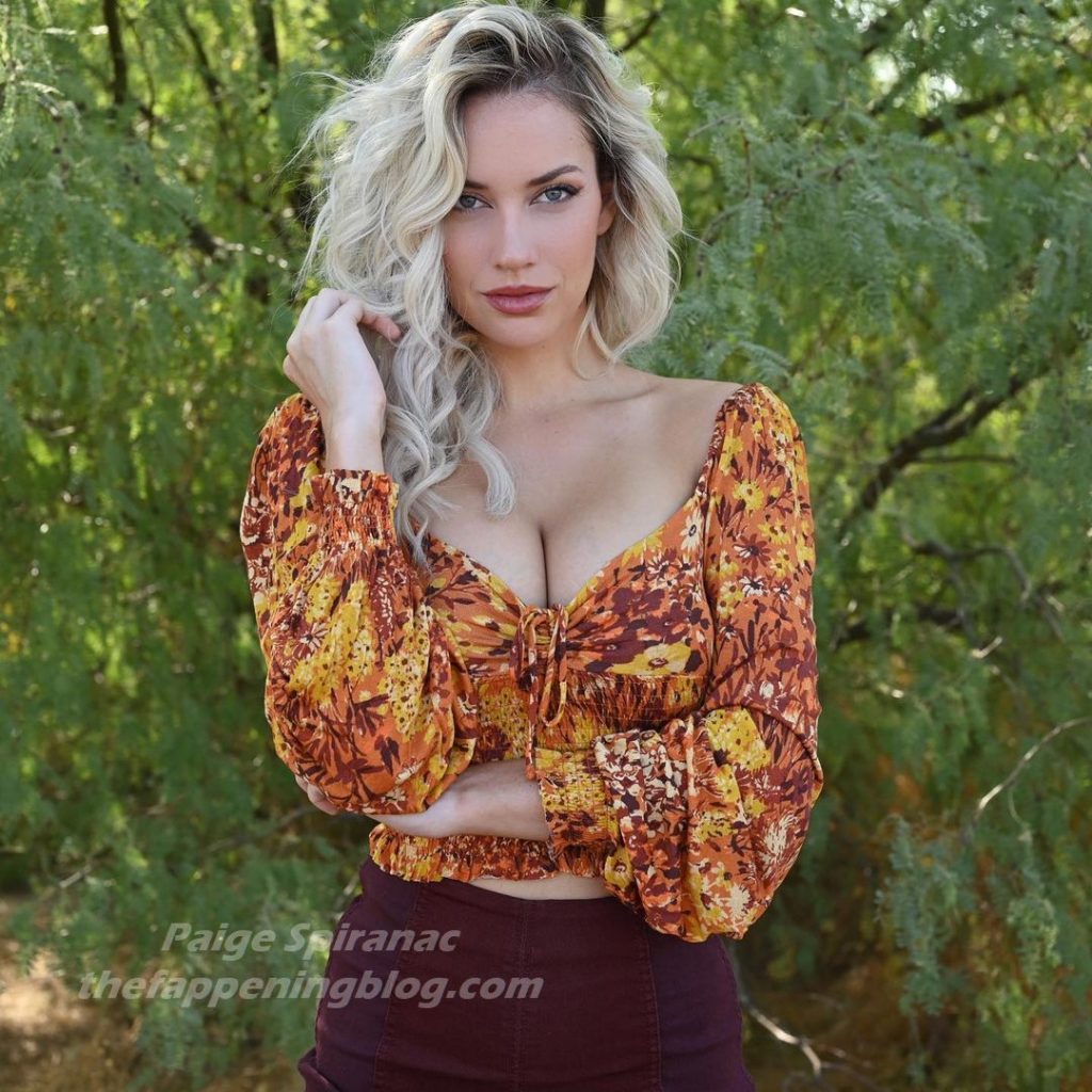 Paige Spiranac Flaunts Her Nice Tits (12 Photos)
