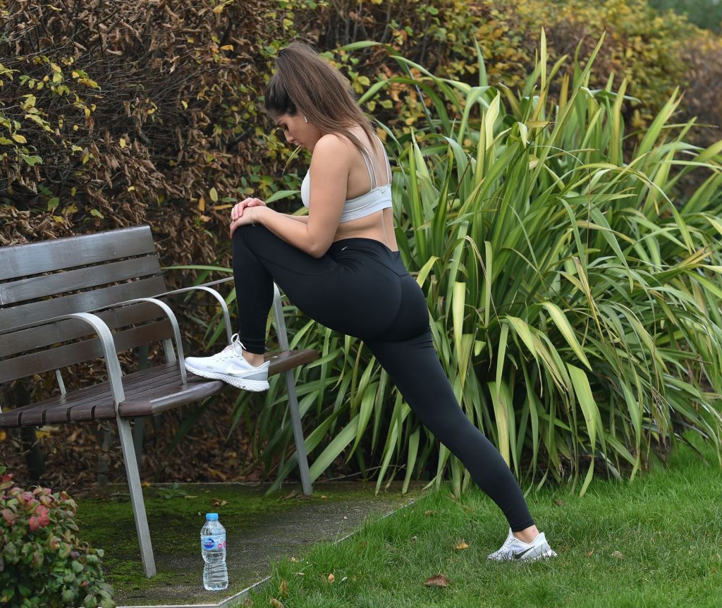 Stina Sanders Strips Off For Her Morning Workout at a Park in Battersea (44 Photos)