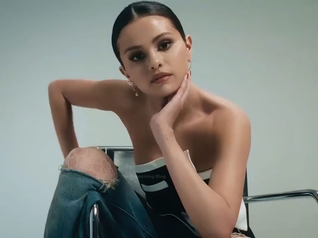 Selena Gomez Sexy – CR Fashion Book (15 Photos + Video)