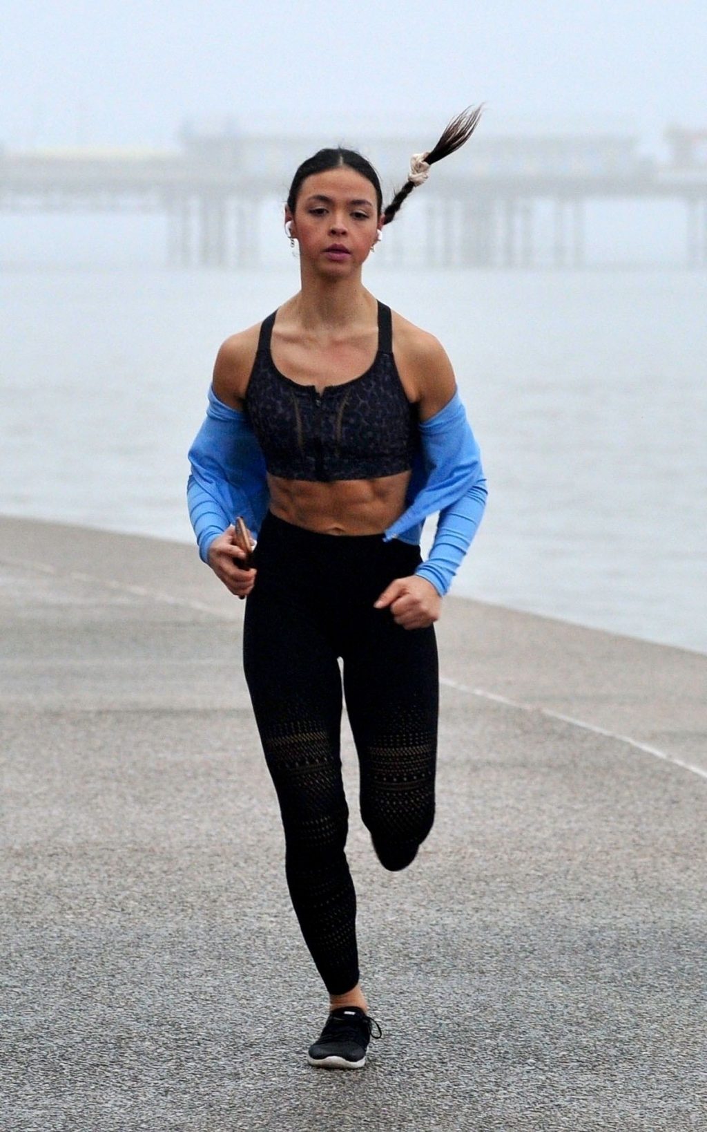 Vanessa Bauer is Pictured Going Jogging on Blackpool Seafront (14 Photos)