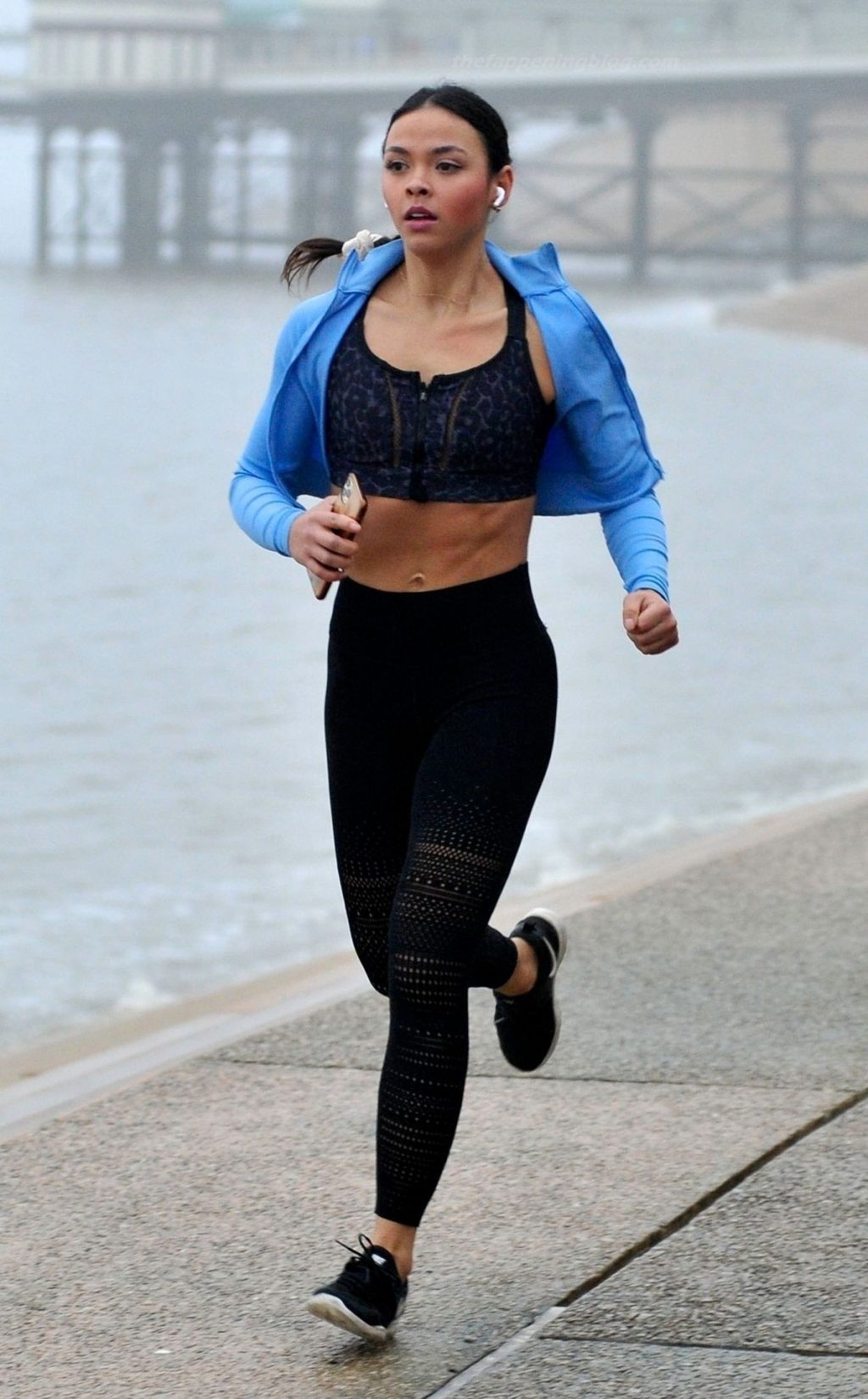 Vanessa Bauer is Pictured Going Jogging on Blackpool Seafront (14 Photos)