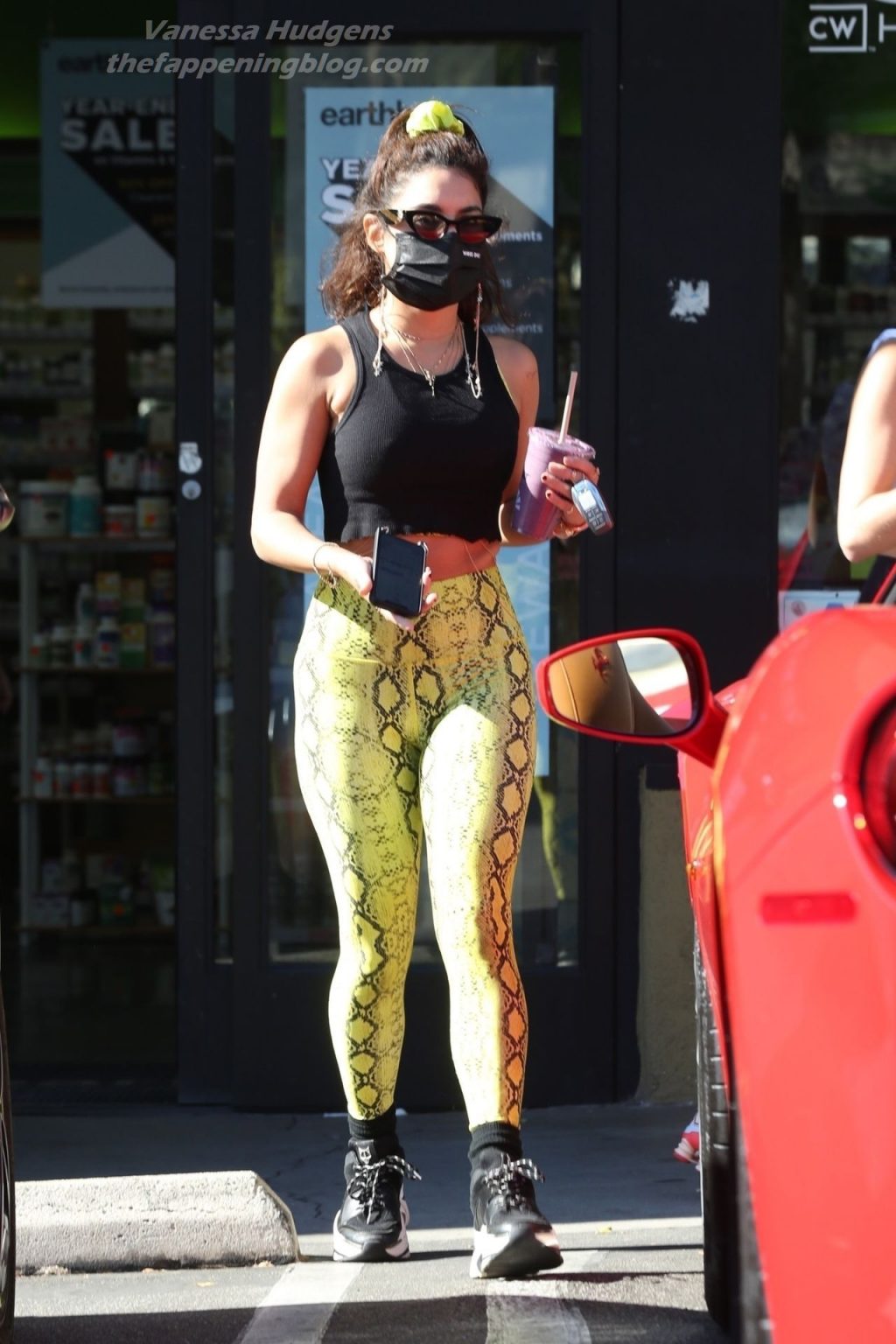 Vanessa Hudgens Gets Fit in Exotic Tights (31 Photos)
