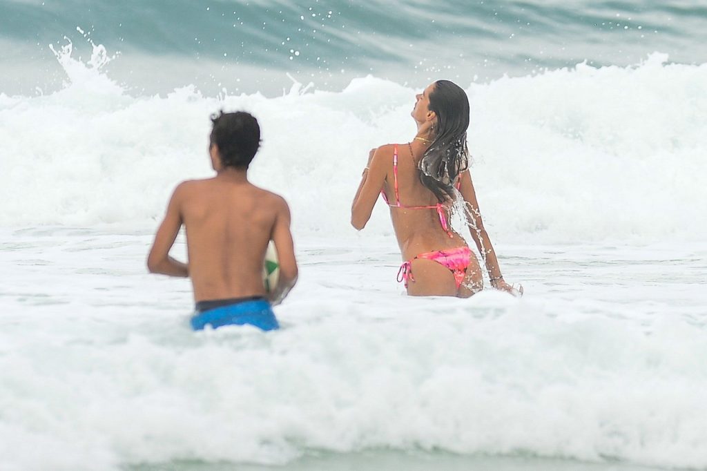 Alessandra Ambrosio Shows Off Her Figure in a Pink Bikini While Enjoying a Beach Day in Brazil (86 Photos)