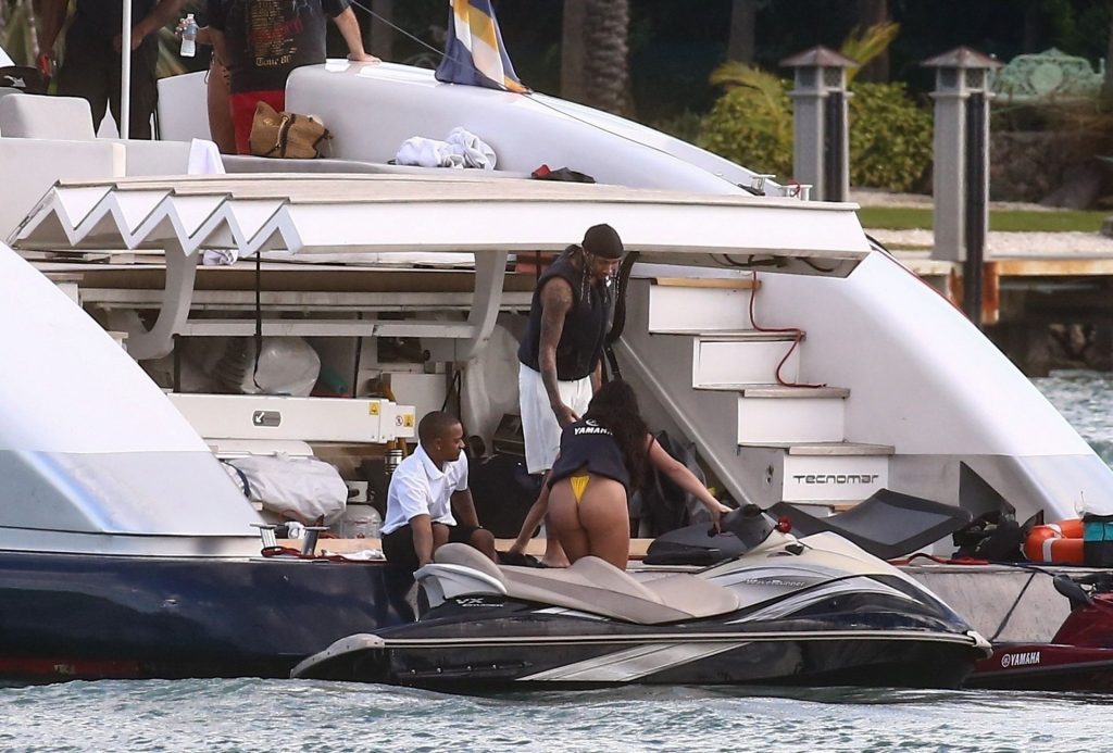 Tyga &amp; Amanda Trivizas Enjoy Their Day on a Boat in the Bay of Miami Beach (59 Photos)