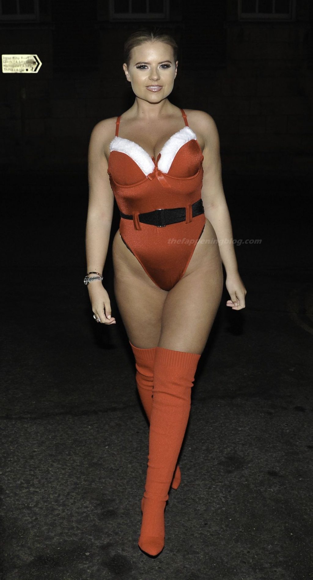 Apollonia Llewellyn Flashes the Flesh in Sexy Santa Outfit in Liverpool (19 Photos)