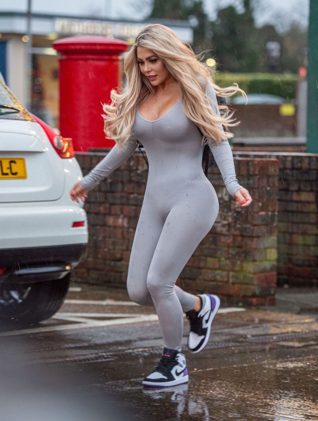 Bianca Gascoigne Shows Off Her Breast Reduction as She Heads Morrisons in Kent (15 Photos)