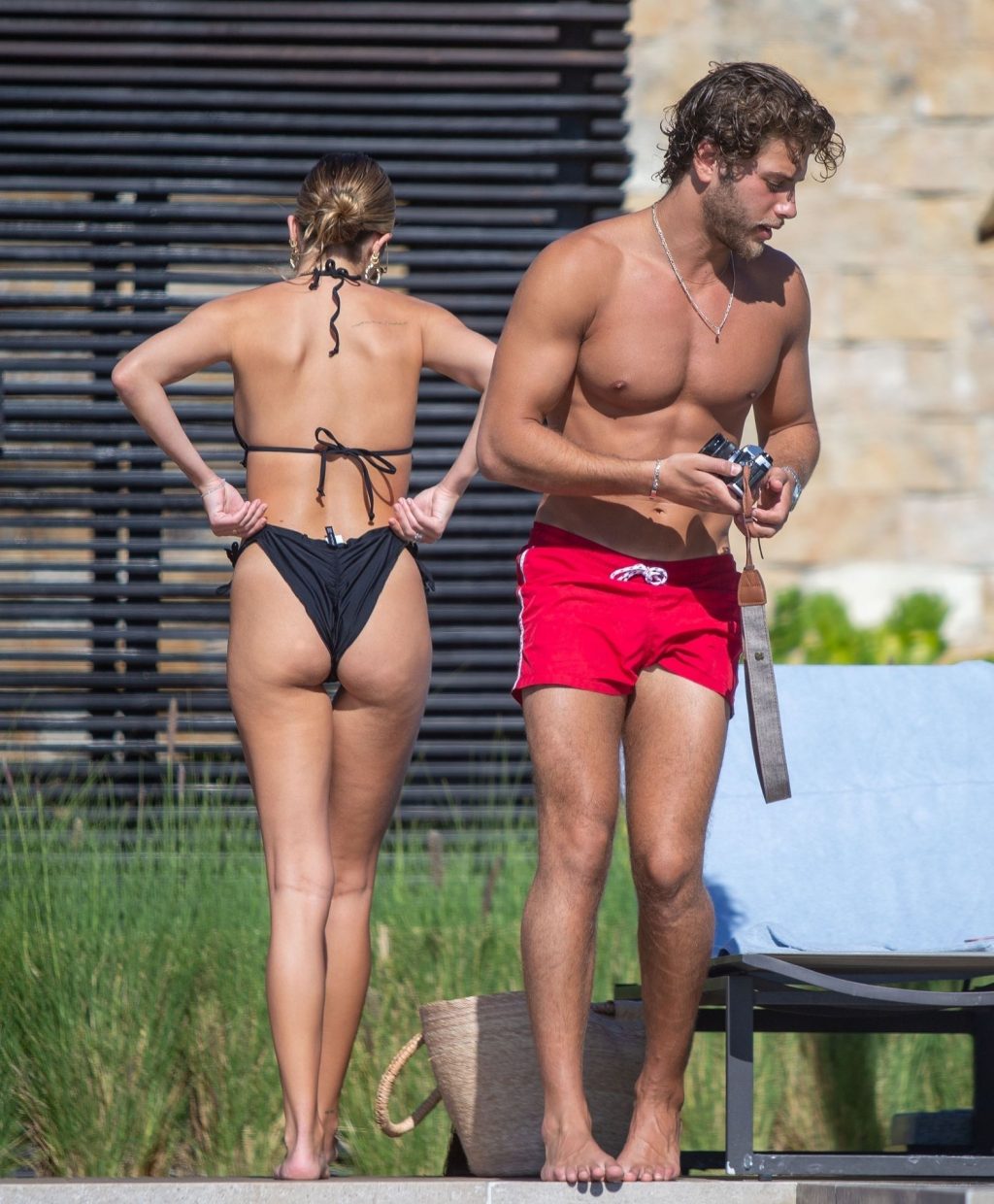Delilah Belle Hamlin Sizzles in the Hot Mexican Sunshine with Her British Beau (22 Photos)