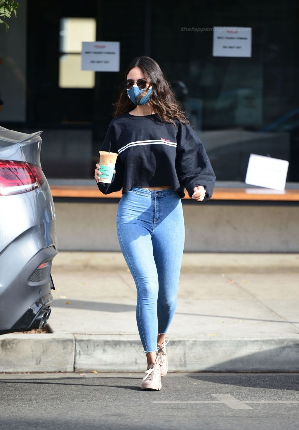 Eiza Gonzalez Flaunts Her Booty While on a Coffee Run in LA (20 Photos)