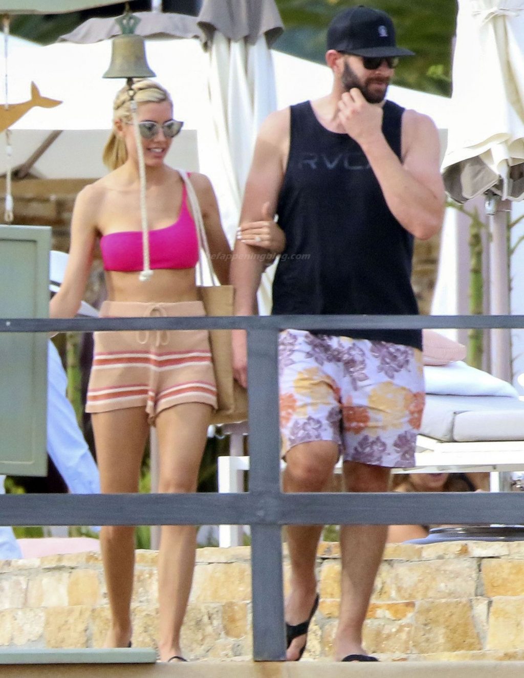 Tarek El Moussa &amp; Heather Rae Young Hit The Beach As Trip To Mexico Continues (23 Photos)