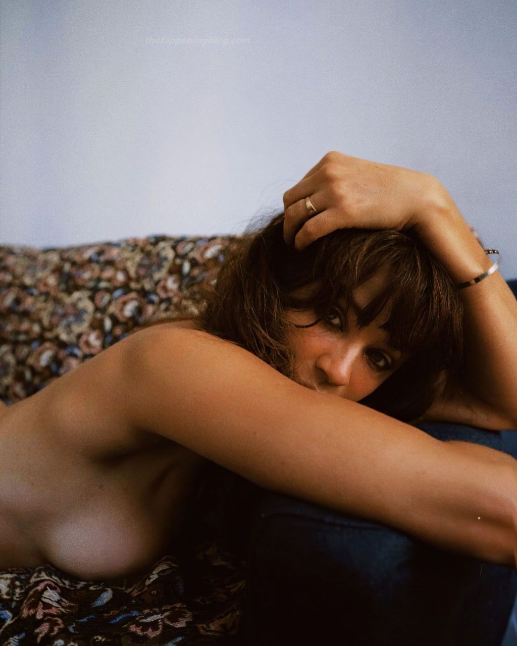 Helena Christensen Nude (8 Photos)