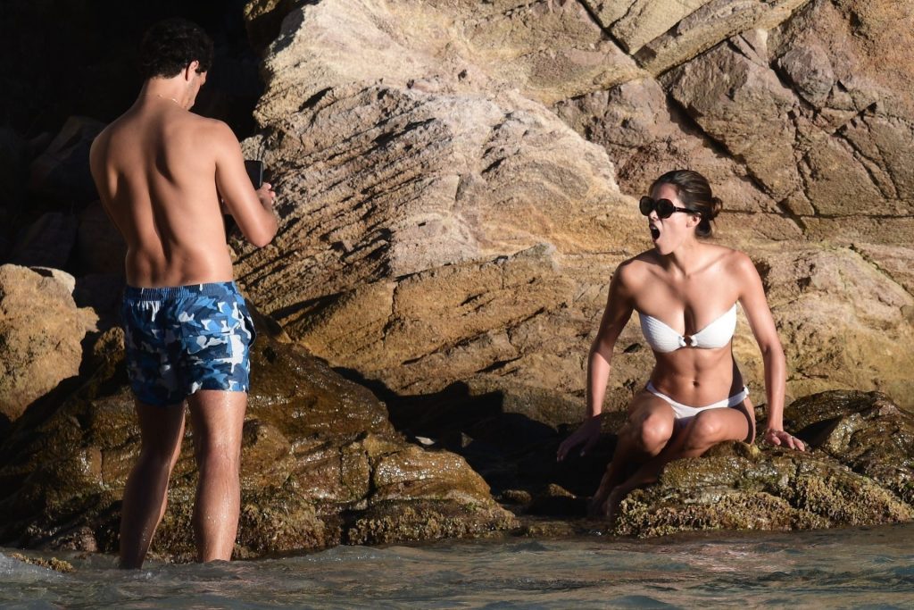 Iris Mittenaere Enjoys a Day at the Beach with Diego El Glaoui (91 Photos)