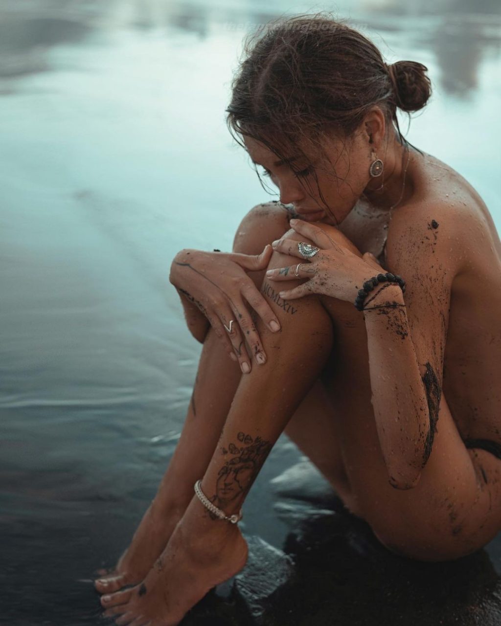 Kseniya Rain Topless (13 Photos)