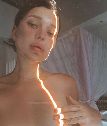 Kseniya Rain / septembrenell Nude Leaks Photo 5