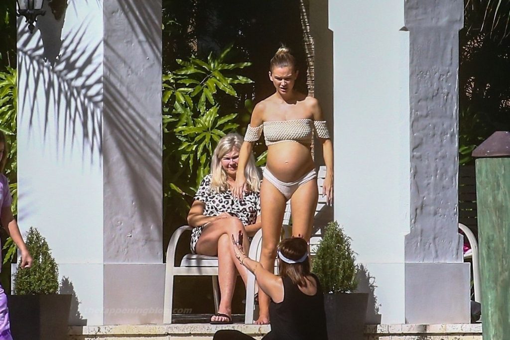 Lala Kent Gives Her Baby Bump Some Sunshine (37 Photos)