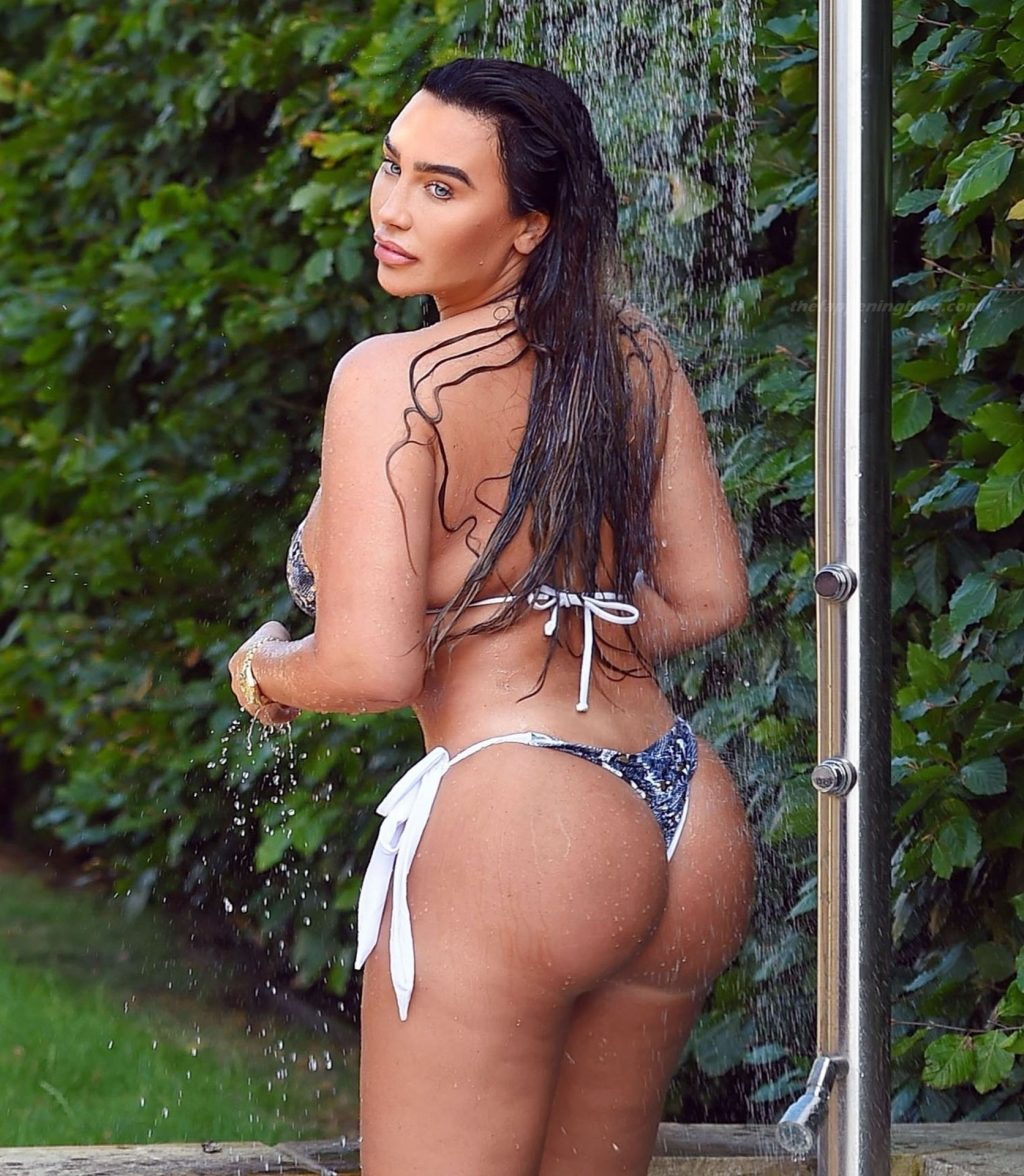 Lauren Goodger Shows Off Her Curves in a Tiny Bikini (15 Photos)