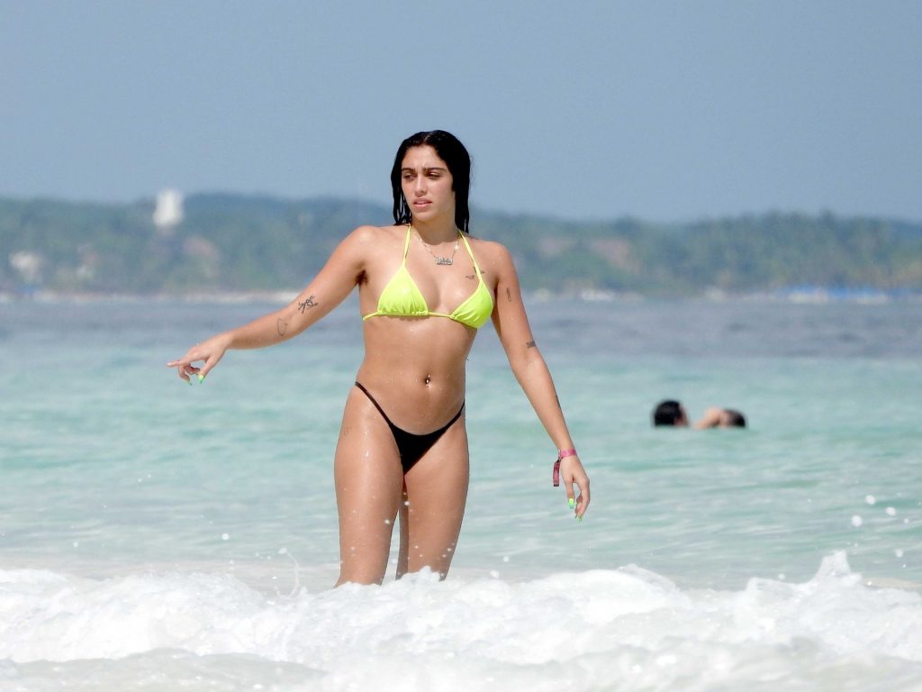 Lourdes Leon and Her Boyfriend Relax on a Paradise Vacation Together (75 Photos)