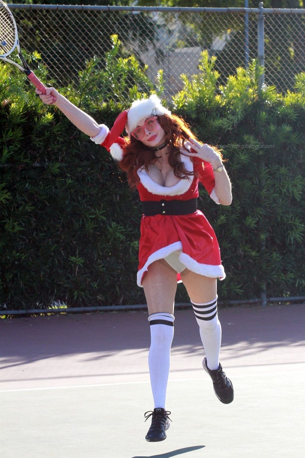 Phoebe Price is Seen in a Mrs. Claus Outfit at the Tennis Courts in LA (55 Photos)