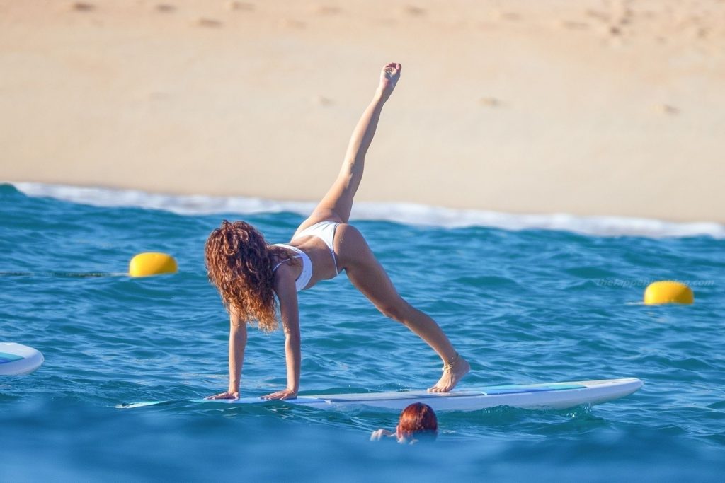 Sarah Hyland Displays Her Incredible Figure in a Bikini as She Larks Around on a Boat (54 Photos)