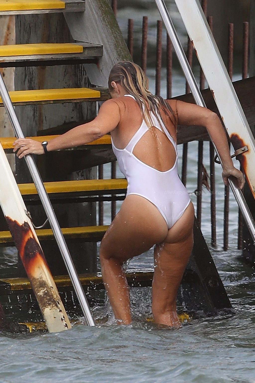 White Vision! Simone Callahan Shows Off Her Pokies and Butt in Melbourne (57 Photos)