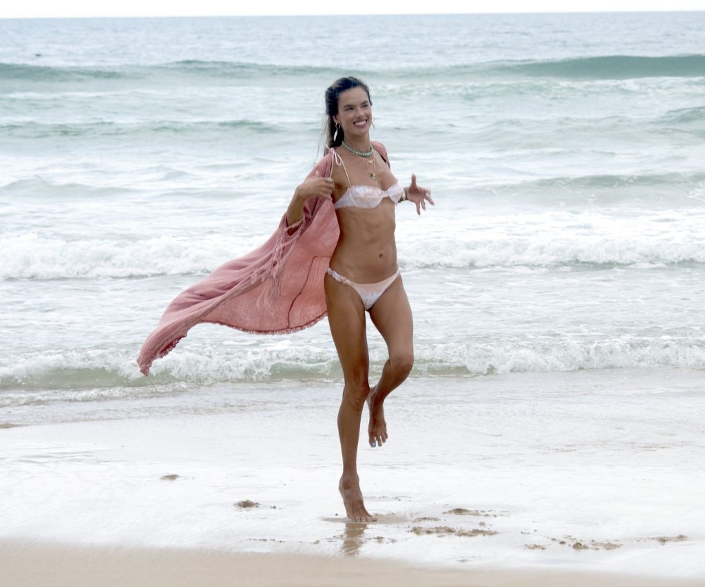 Alessandra Ambrosio Shows Off Her Famous Figure on the Beach During Brazilian Vacation (127 Photos)