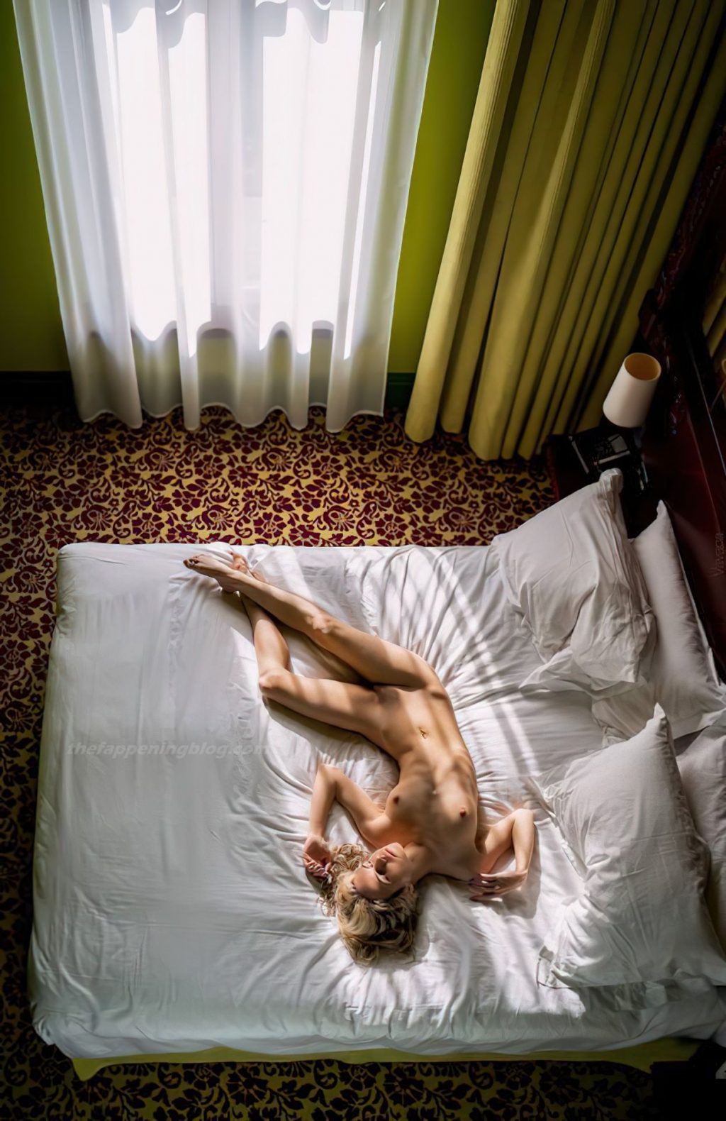 Alexandra Smelova Nude – In Sunlight (11 Photos)