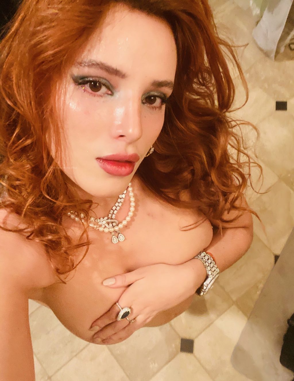 Bella Thorne Nude &amp; Sexy (74 Photos + Video)
